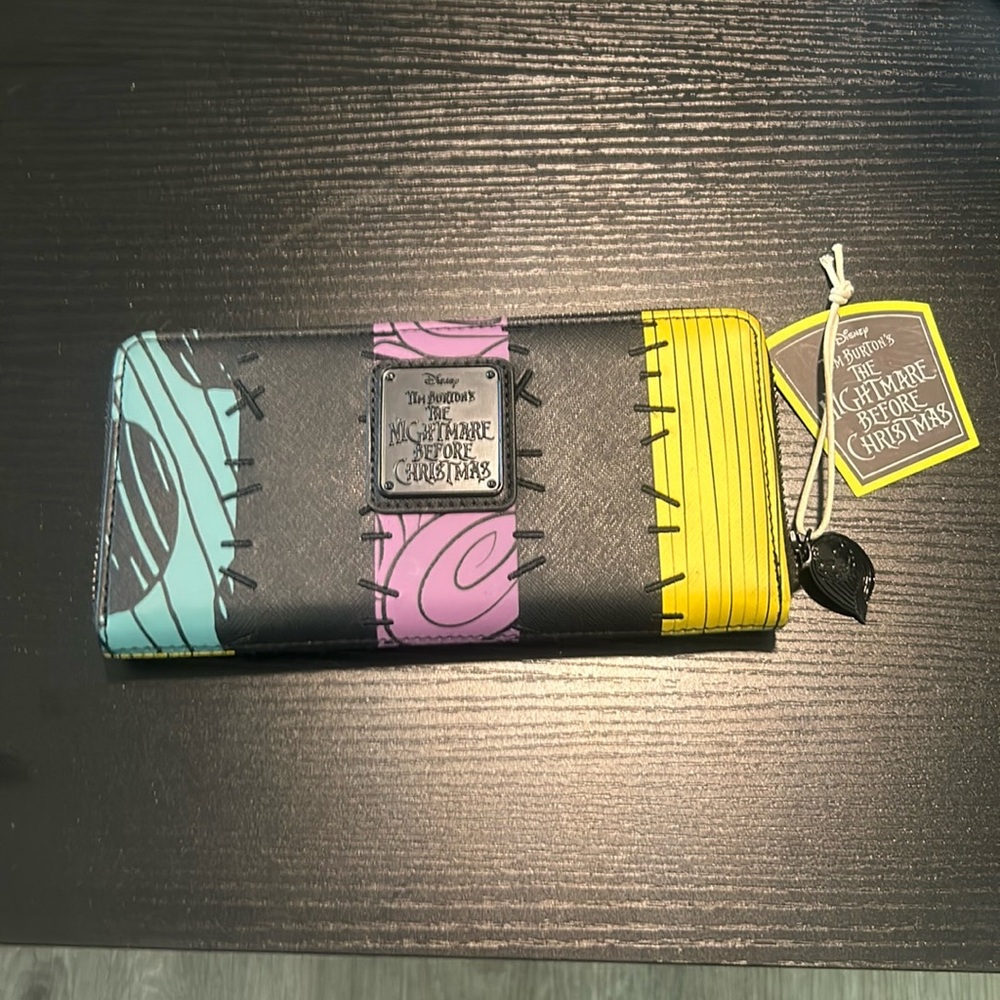 Disney wallet